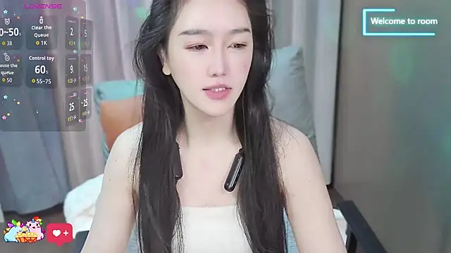 Snapshot of LINLIN-2025 chatting on December 1, 2025, 2:07 pm LINLIN-2025 online show from December 1, 2025, 2:07 pm