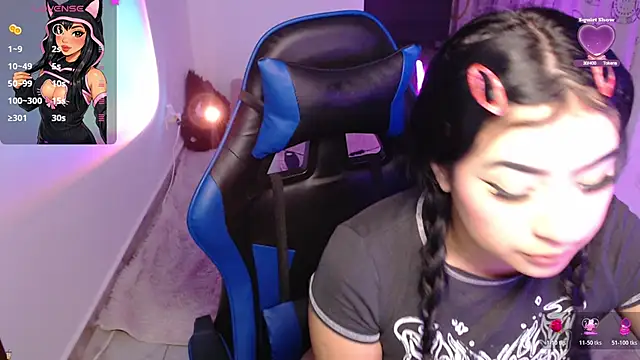 Snapshot of Angela_elliss1 chatting on February 25, 2026, 12:55 am Angela elliss1 online show from February 25, 2026, 12:55 am