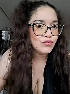 valkiriabbw online show from March 13, 2026, 1:38 pm