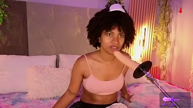 Lolalewis777 online show from January 9, 2026, 2:18 am