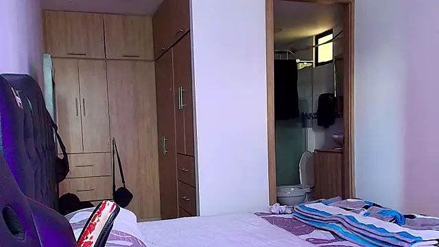 Snapshot of DaveSoldier chatting on February 19, 2026, 4:37 pm DaveSoldier online show from February 19, 2026, 4:37 pm