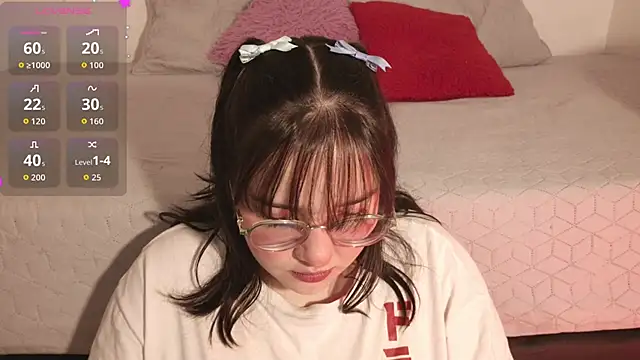 Gaby99  online show from October 12, 2025, 6:59 am