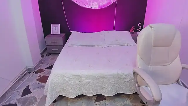 ShaniaDaniels online show from September 10, 2025, 9:03 pm