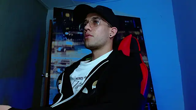 alexgiraldo   online show from April 11, 2026, 1:57 am