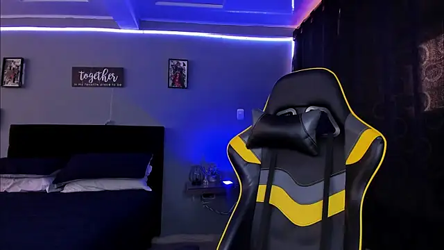 alexgiraldo   online show from October 18, 2025, 2:19 pm