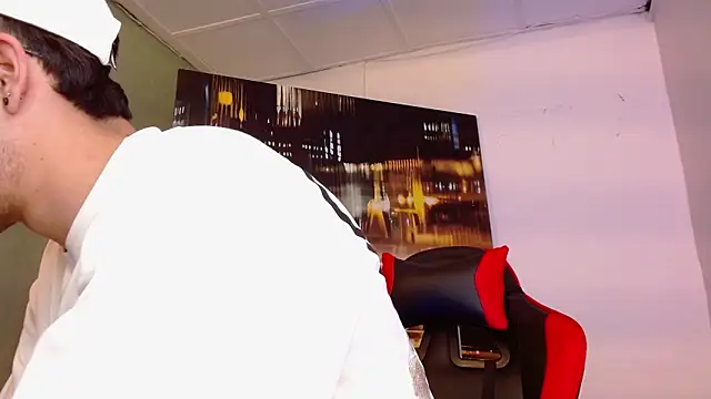 alexgiraldo   online show from April 15, 2026, 2:39 am