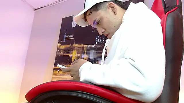 alexgiraldo   online show from March 17, 2026, 3:04 pm