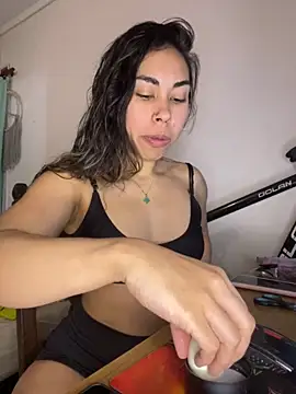 jessens144 online show from November 12, 2025, 4:27 am