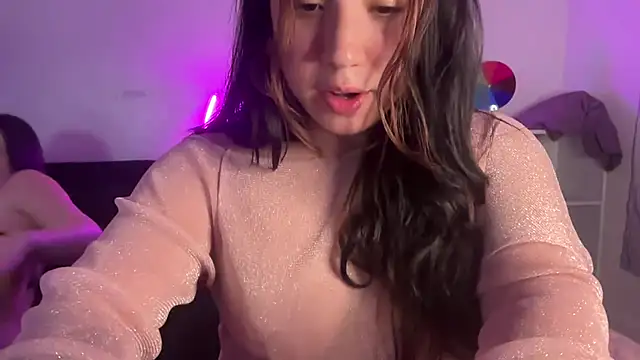 Snapshot of nina_lovez chatting on October 10, 2025, 1:28 am nina lovez online show from October 10, 2025, 1:28 am