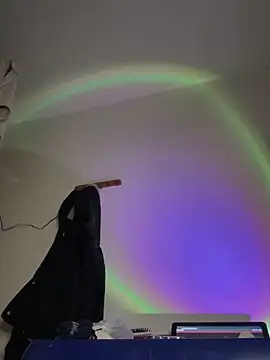 karobaby  online show from October 15, 2025, 7:55 pm