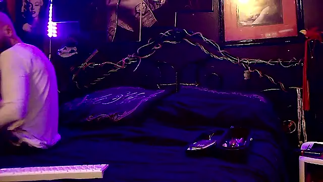 Splash Queen420 online show from January 12, 2026, 12:39 am