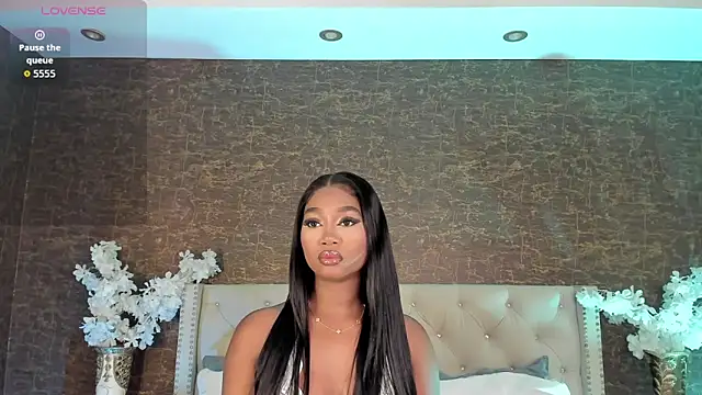 alisonn moon online show from September 26, 2025, 11:22 pm