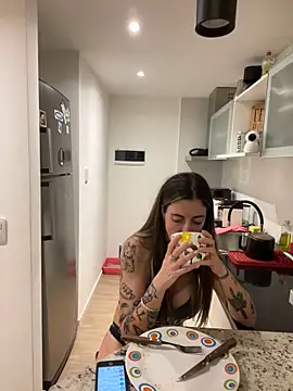 ferchule7 online show from November 11, 2025, 10:47 pm