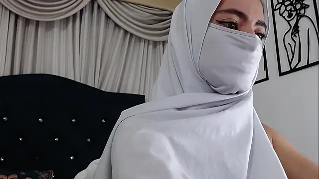 jade nassar online show from September 14, 2025, 11:38 pm