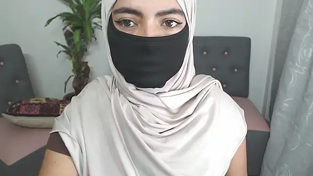 jade nassar online show from September 29, 2025, 11:43 pm