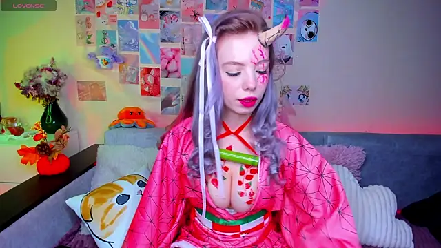 CortneyCane online show from October 31, 2025, 9:22 pm