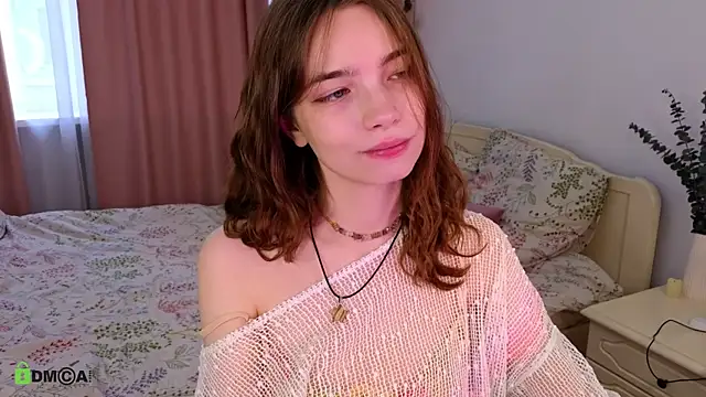 Snapshot of Evi_Brook chatting on April 23, 2026, 1:35 pm Evi Brook online show from April 23, 2026, 1:35 pm