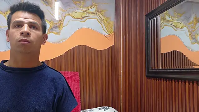 mabelineyesgreen303av online show from October 31, 2025, 1:02 am