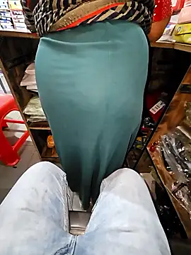 indianhotwife639 online show from January 15, 2026, 8:18 am