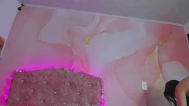 Mila grace  online show from September 20, 2025, 6:13 pm