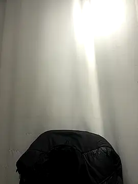 Alyha Cortes online show from October 10, 2025, 1:23 pm