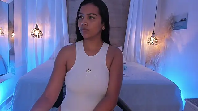 Snapshot of Artemisa08 chatting on February 24, 2026, 3:18 am Artemisa08 online show from February 24, 2026, 3:18 am