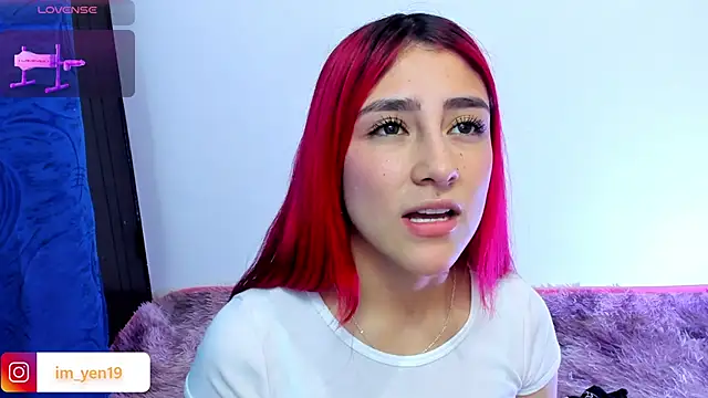 Snapshot of adahraa_younng chatting on October 4, 2025, 6:15 am adahraa younng online show from October 4, 2025, 6:15 am