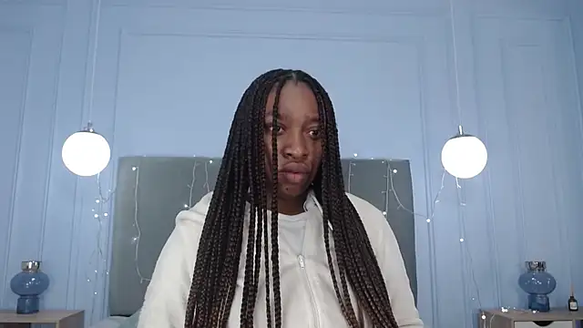 NatashaSilver online show from September 18, 2025, 2:31 pm