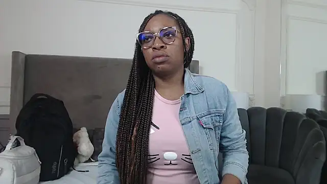 NatashaSilver online show from October 23, 2025, 1:21 pm