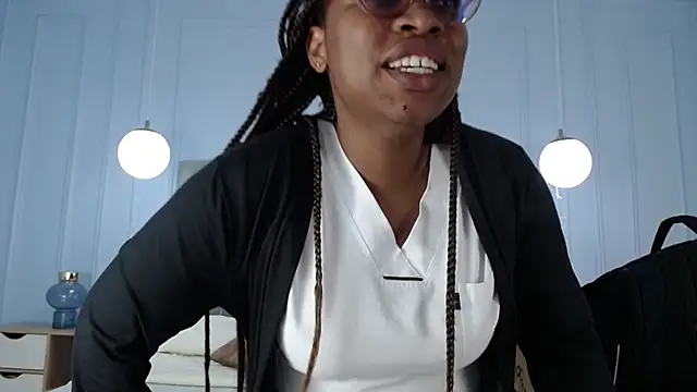 NatashaSilver online show from September 22, 2025, 2:34 pm