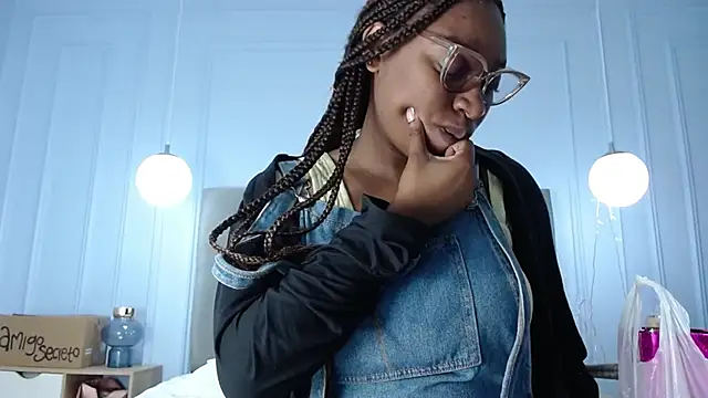 NatashaSilver online show from September 23, 2025, 2:35 pm