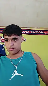 juanfritaa21 online show from March 2, 2026, 9:44 pm