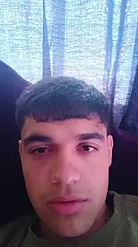 juanfritaa21 online show from December 22, 2025, 8:42 pm