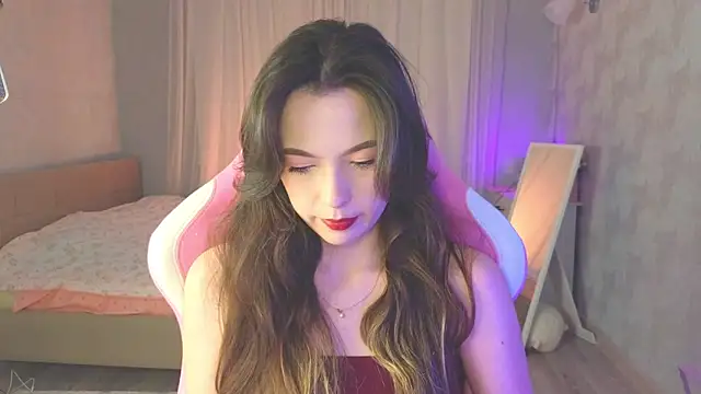 yuna sunshy online show from November 17, 2025, 9:19 pm