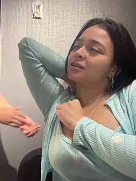 Snapshot of Emily_Rivers_ chatting on September 23, 2025, 1:07 pm Emily Rivers online show from September 23, 2025, 1:07 pm