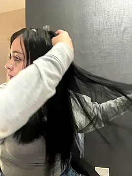 Snapshot of Emily_Rivers_ chatting on November 7, 2025, 1:15 pm Emily Rivers online show from November 7, 2025, 1:15 pm