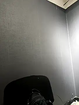 Snapshot of Emily_Rivers_ chatting on October 17, 2025, 1:02 pm Emily Rivers online show from October 17, 2025, 1:02 pm