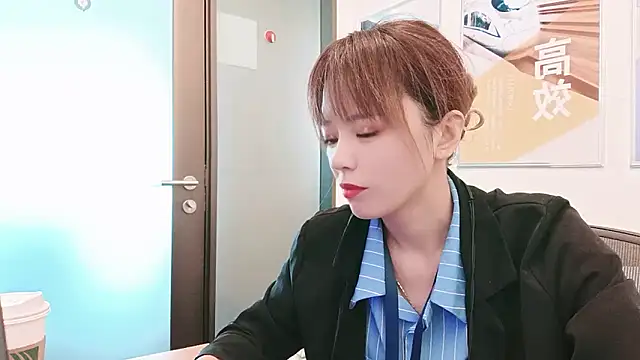 KKMM168 online show from September 19, 2025, 4:49 am