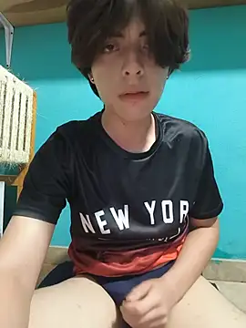 Snapshot of ethan_manovan chatting on June 24, 2026, 9:34 pm ethan manovan online show from June 24, 2026, 9:34 pm