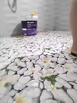 Lyanh13 online show from January 31, 2026, 11:58 pm