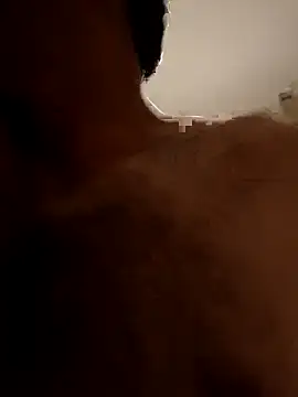 moonflower25 online show from October 5, 2025, 3:58 pm