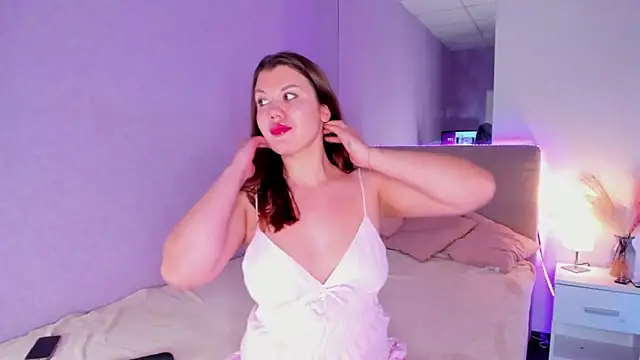 NikkiBustt online show from September 28, 2025, 11:12 pm