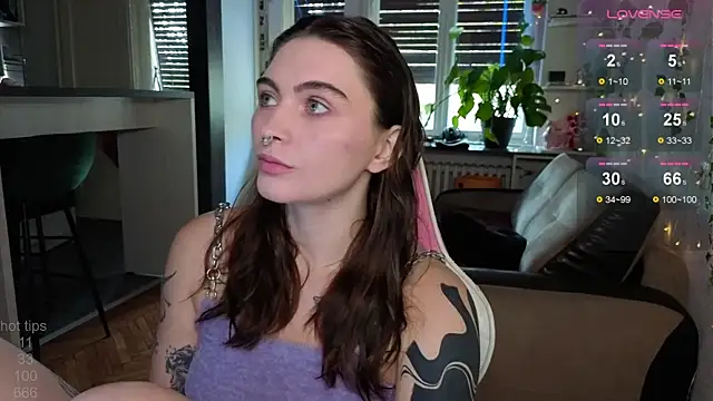 Snapshot of dorfmatratze__ chatting on November 9, 2025, 9:35 am dorfmatratze online show from November 9, 2025, 9:35 am