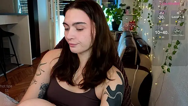 Snapshot of dorfmatratze__ chatting on October 12, 2025, 8:05 am dorfmatratze online show from October 12, 2025, 8:05 am