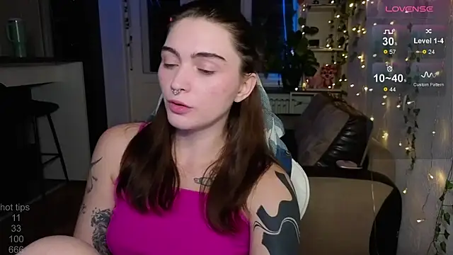 Snapshot of dorfmatratze__ chatting on November 14, 2025, 5:38 pm dorfmatratze online show from November 14, 2025, 5:38 pm