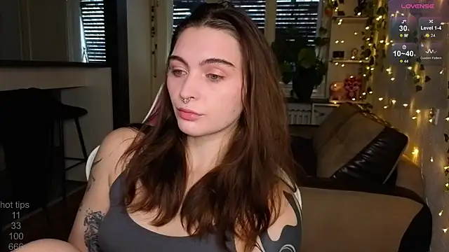 Snapshot of dorfmatratze__ chatting on November 28, 2025, 8:14 am dorfmatratze online show from November 28, 2025, 8:14 am