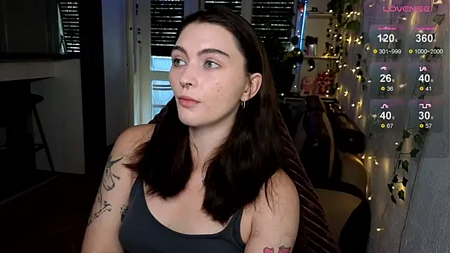 Snapshot of dorfmatratze__ chatting on September 17, 2025, 5:20 am dorfmatratze online show from September 17, 2025, 5:20 am