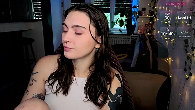 Snapshot of dorfmatratze__ chatting on October 2, 2025, 7:01 am dorfmatratze online show from October 2, 2025, 7:01 am