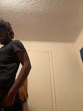 Snapshot of ThickDic28 chatting on September 14, 2025, 6:36 am ThickDic28 online show from September 14, 2025, 6:36 am