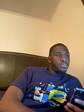 Snapshot of ThickDic28 chatting on June 17, 2026, 1:27 am ThickDic28 online show from June 17, 2026, 1:27 am